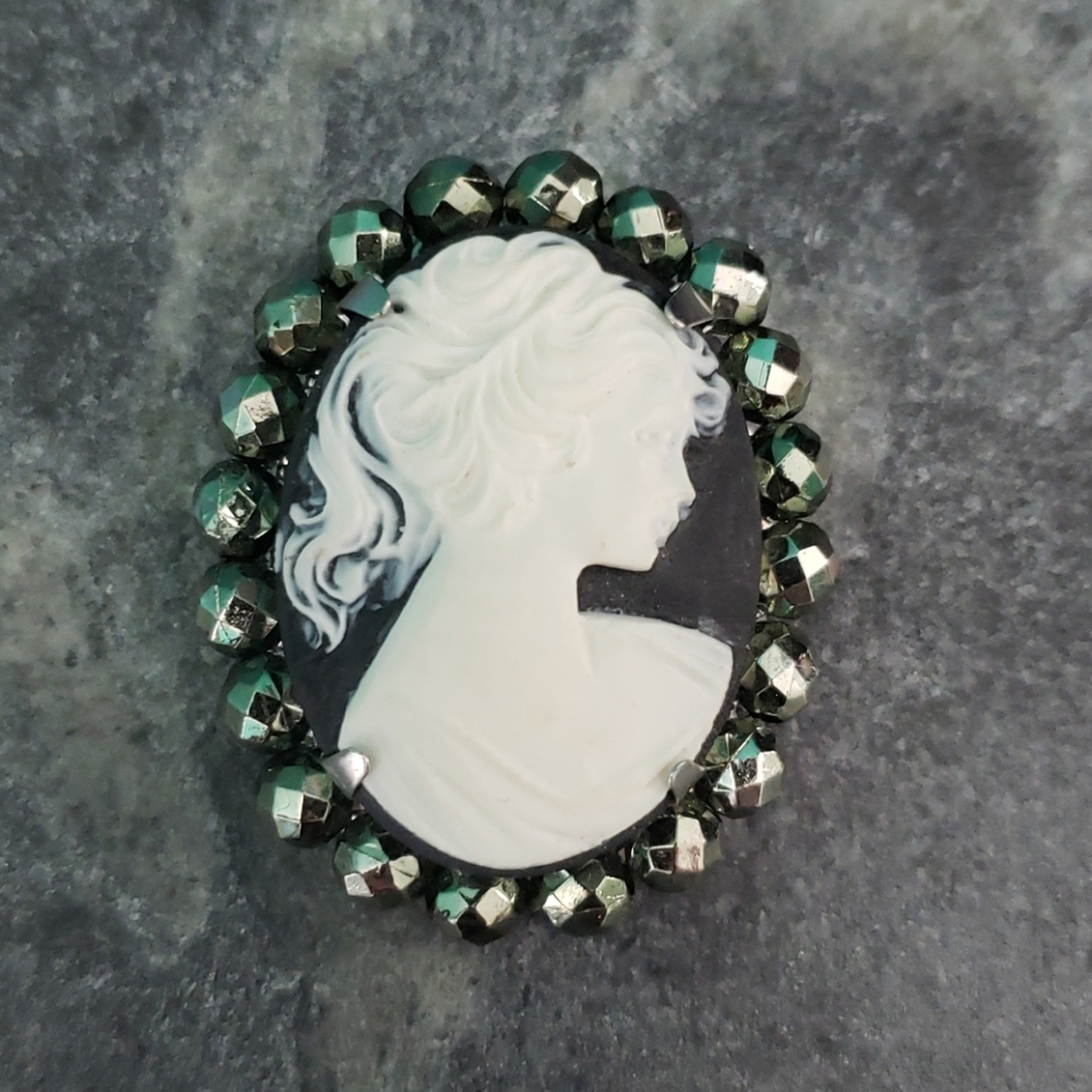 Lady Silhouette Brooch Pin Clip Clasp Black White
